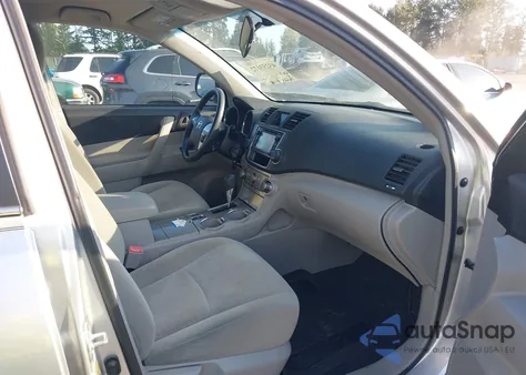 2013 Toyota Highlander Base Plus V6 z USA, uszkodzony, nr VIN 5TDZK3EH2DS100380